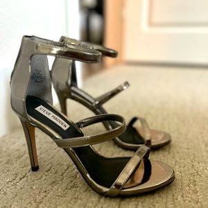 Chrome Purple Steve Madden Strappy Heels Size 8.5